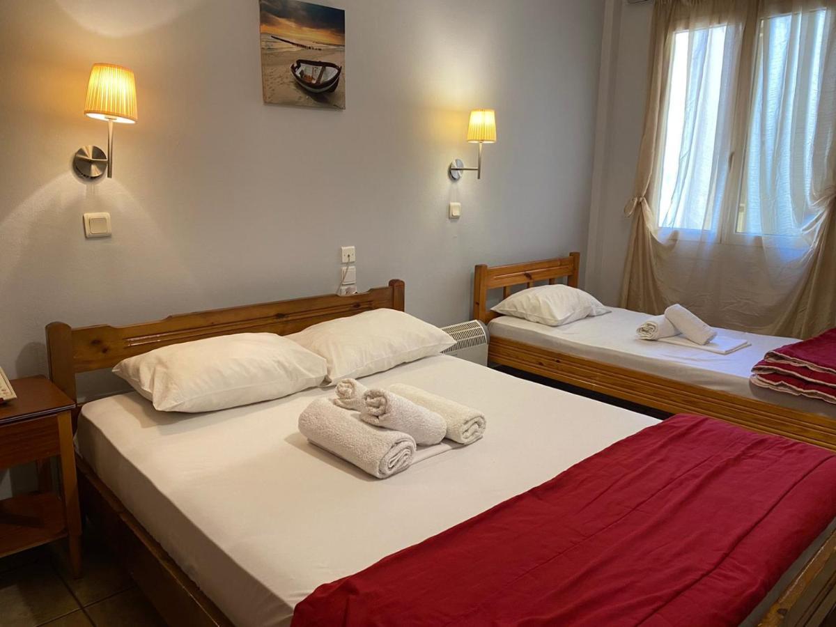 Hotel Ionion พีเรียส ภายนอก รูปภาพ